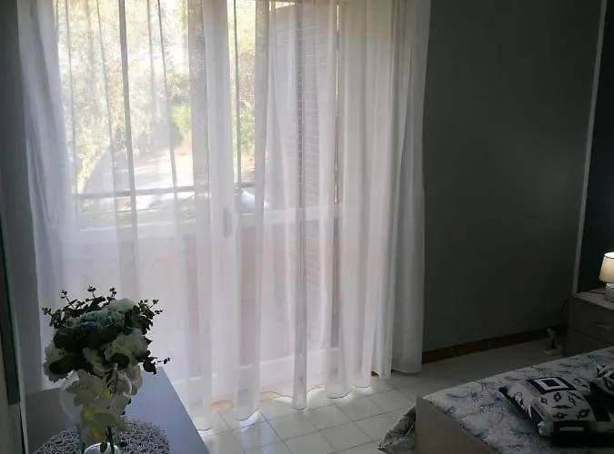 Ranieli Apartments - Pool & View Near Tropea Drapia