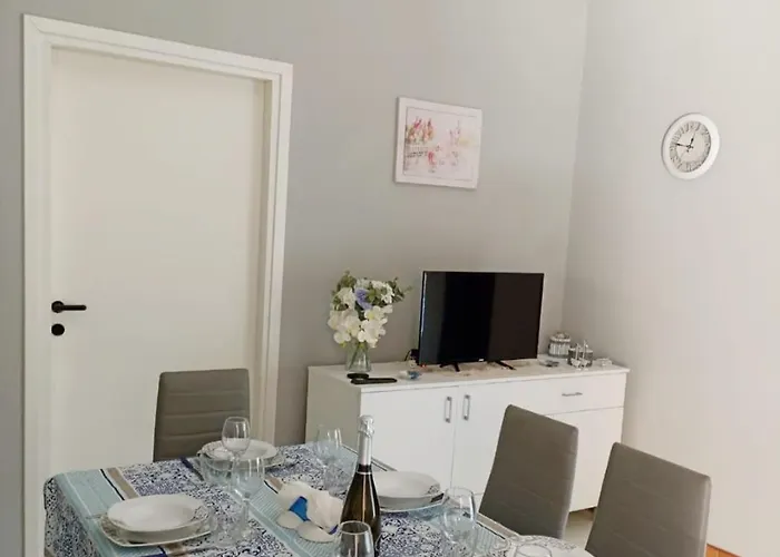 Ranieli Apartments - Pool & View Near Tropea *